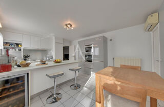  Maison � vendre 8 pi�ces 215 m�