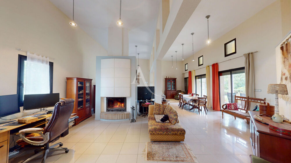 Maison Vigoulet Auzil 6 pièce(s) 211.46 m2