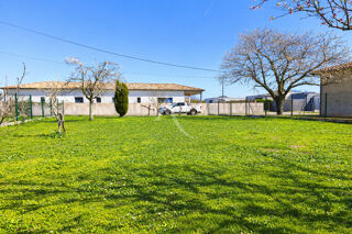  Terrain à vendre 1177 m²