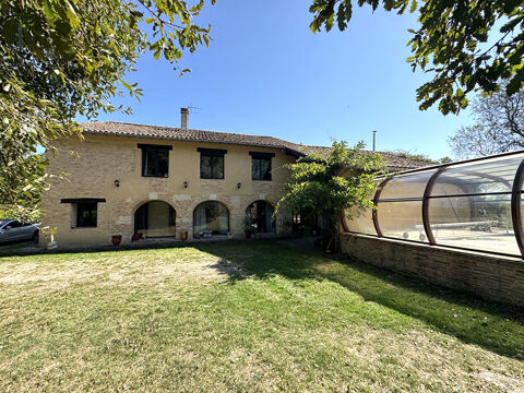   Propri�t� de caract�re - 5 pi�ce(s) - PUYCORNET Maison - 5 pi�ce(s) - 230 m�