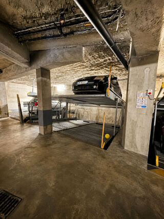  Parking / Garage à vendre 