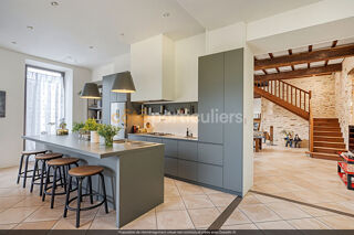  Maison � vendre 9 pi�ces 275 m�