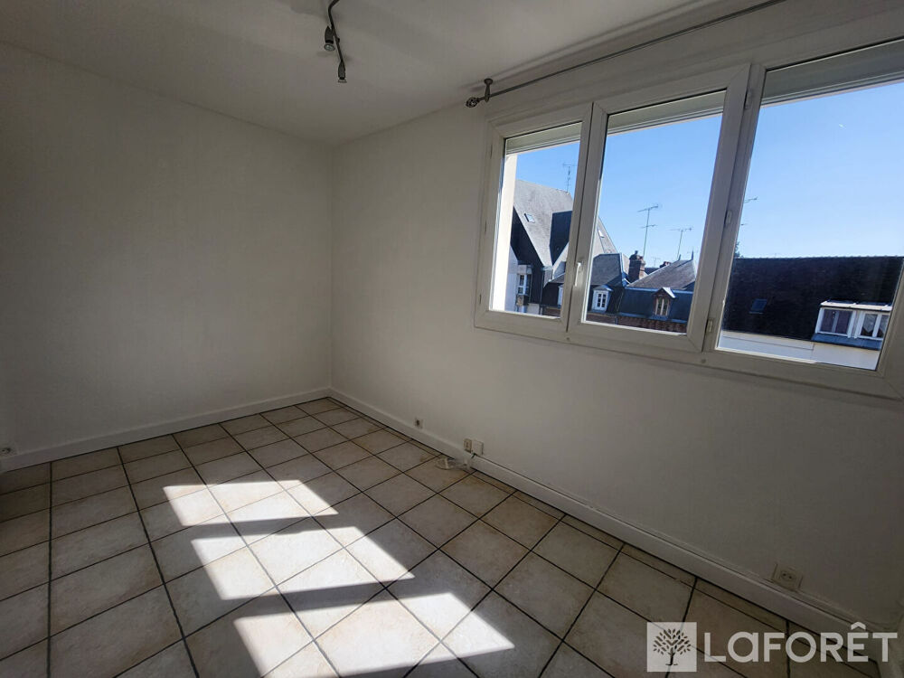 Vente Appartement Lumineux appartement vue cathédrale ! Beauvais