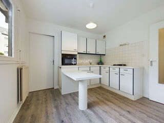  Appartement à louer 2 pièces 56 m²