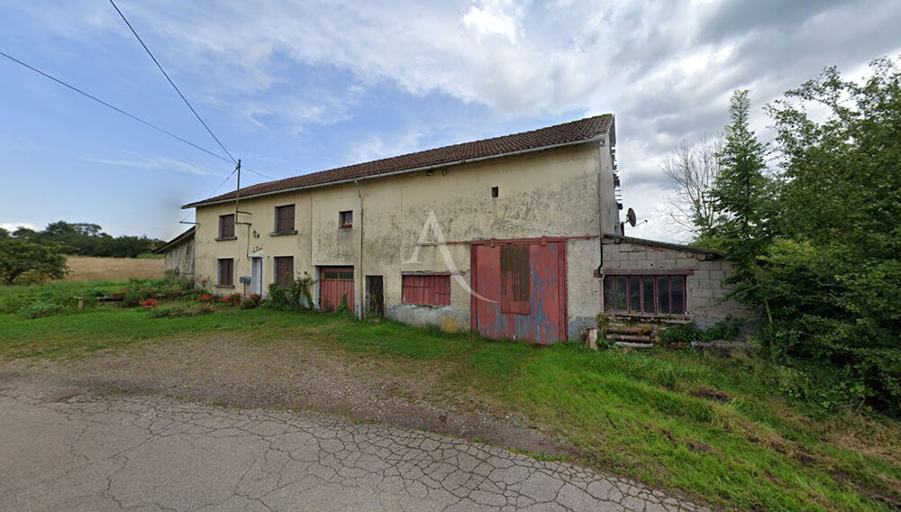 Maison 5 pièces 120 m² · à Escles · 120 m² · 40 000 €