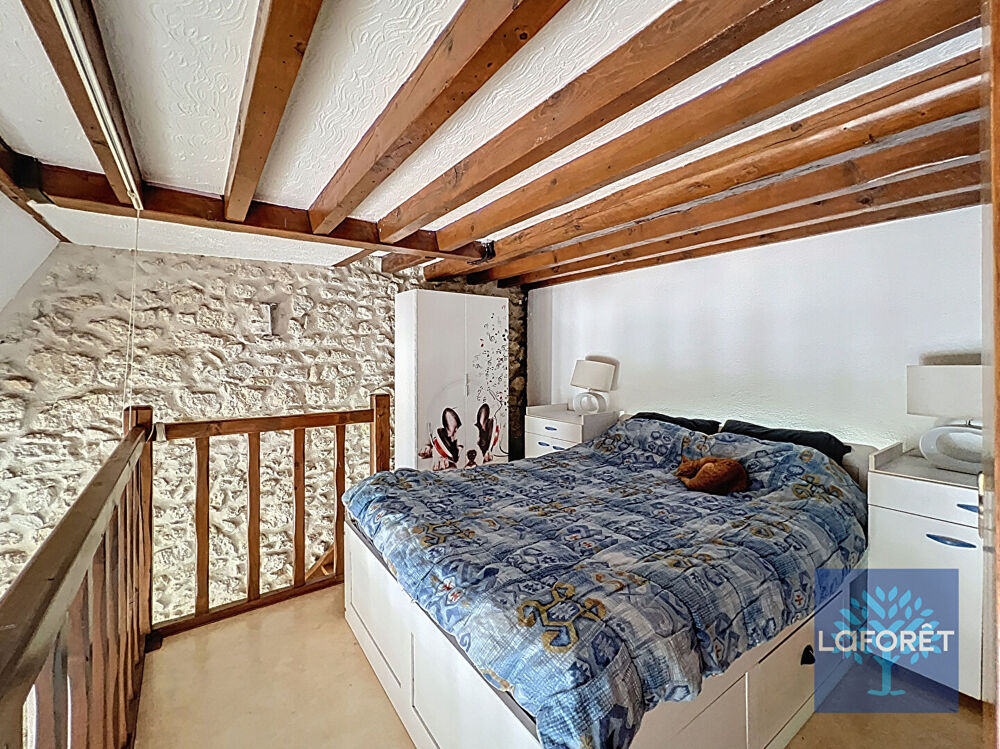 Vente Appartement Appartement La Ferté-Alais 2 pièce(s) 37.19 m2 - box et terrasse La ferte alais