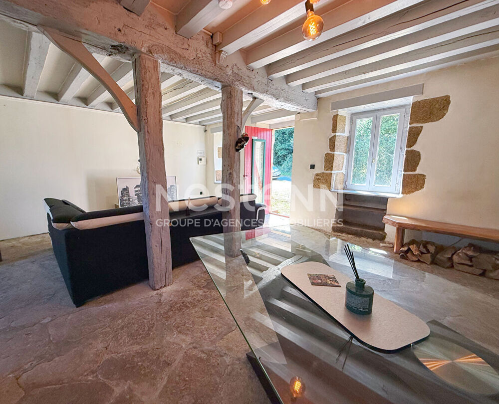 Maison 7 pièces, 4 chambre à Naillat : Quand la pierre ancienne murmure au coeur de la nature