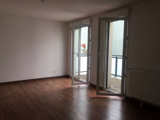  Appartement à louer 2 pièces 43 m²