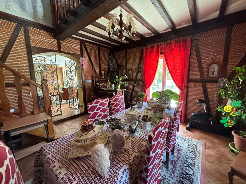 Vente Maison Maison  7 pièce(s) 180 m2 en viager occupé Menesplet