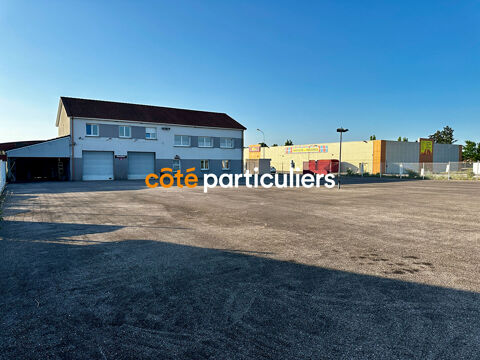 Local commercial Charmes 1 pièce(s) 135 m2 2350 88130 Charmes