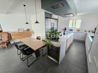  Maison à vendre 6 pièces 213 m²