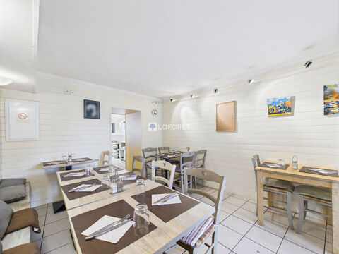   Local commercial Chateaulin 3 pièce(s) 55.12 m2 