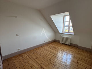  Appartement à louer 3 pièces 64 m²