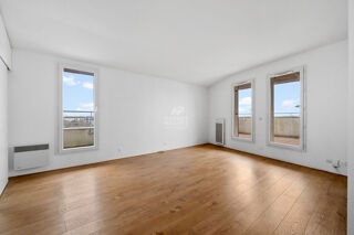  Appartement à louer 5 pièces 99 m²