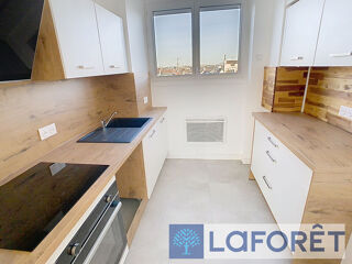  Appartement à louer 3 pièces 53 m²