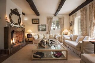 Maison à vendre 15 + pièces 520 m²
