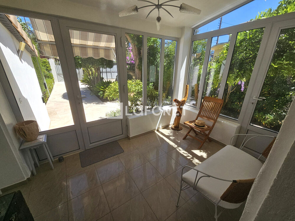 Maison Agde 8 pièces 166 m2 utiles