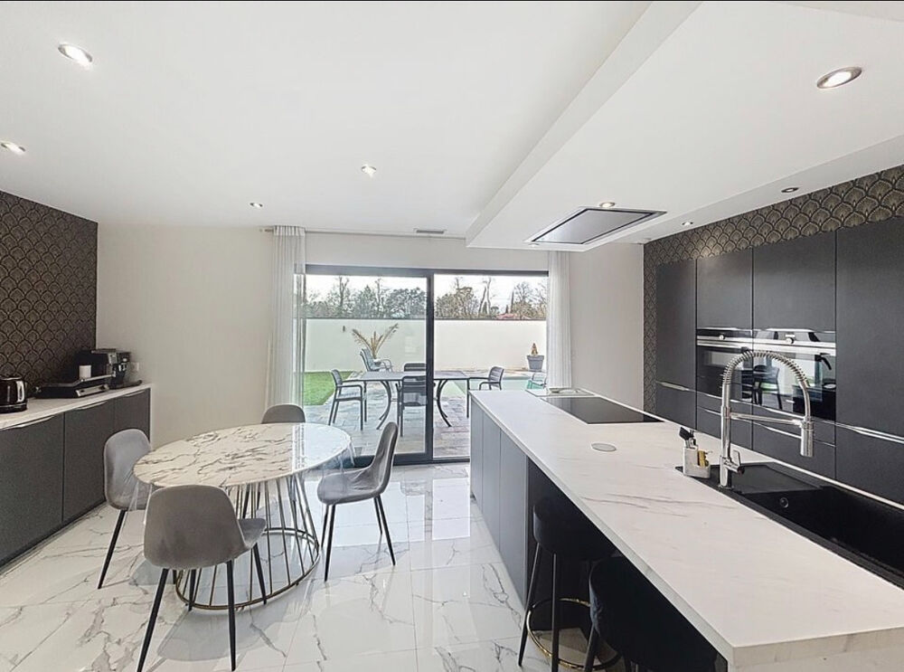 MAISON RECENTE DE PLAIN PIED DE 152 m²