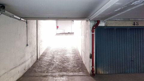  Parking / Garage � louer 