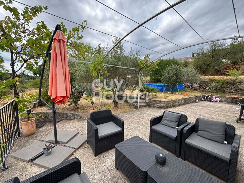 Maison de plain-pied avec dépendance 130 m² habitables sur terrain de 1 416 m² Aubenas Actuellement louée