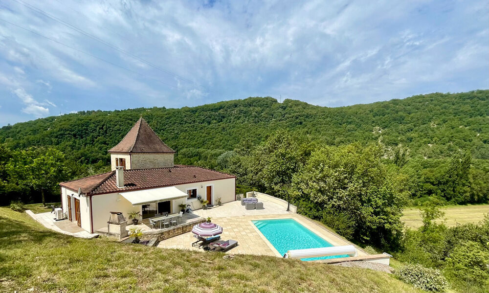 Maison 5 pièces 202 m² · à Castelfranc · 202 m² · 395 000 €