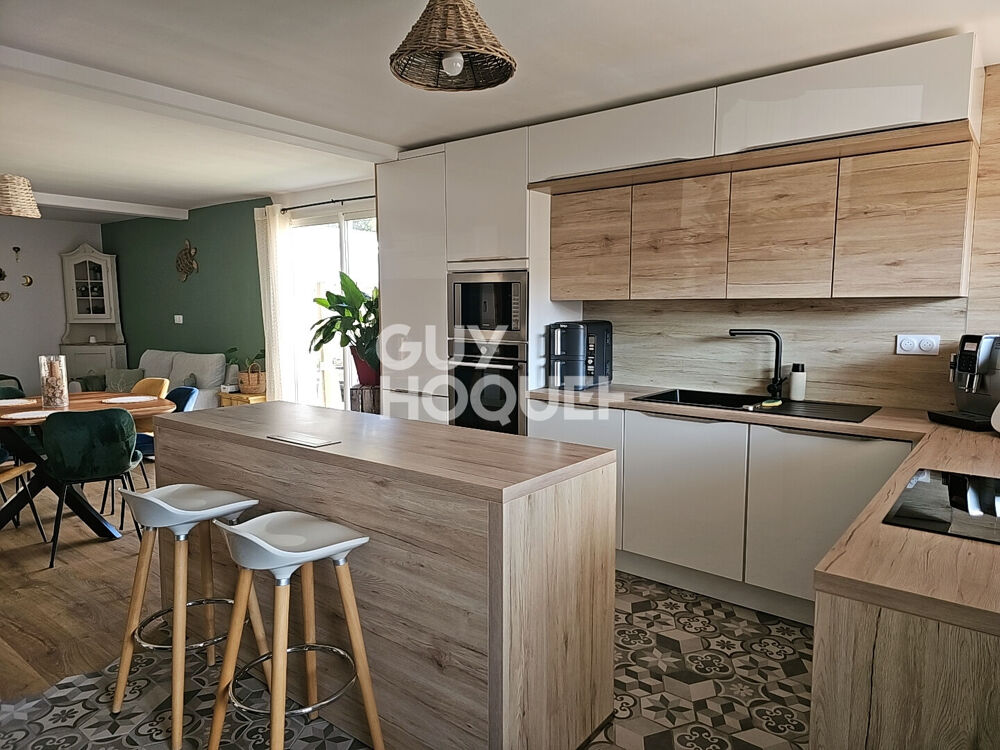 Vente Maison Maison T5 de 112 m² avec Suite au RDC Garage et Piscine Narbonne