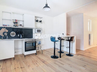  Appartement à louer 2 pièces 67 m²