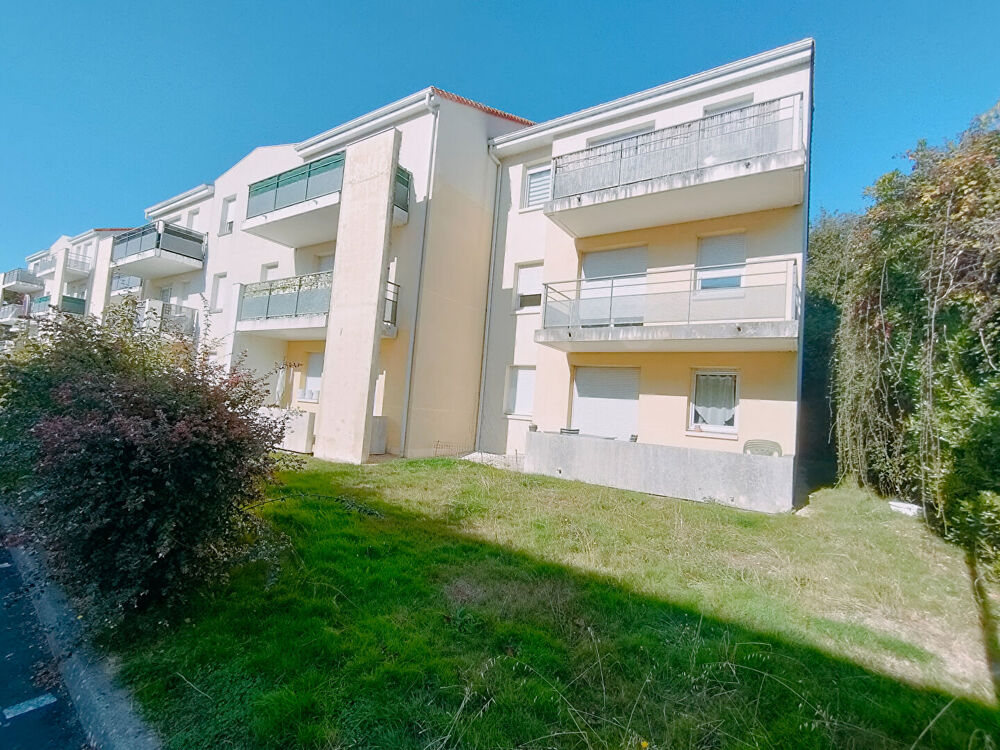 Appartementtype 3 au dernier étage - LA ROCHE SUR YON