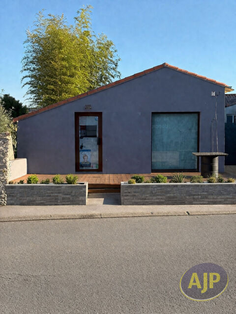 Local commercial Sainte Pazanne 65 m2 155000 44680 Sainte pazanne