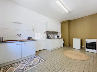  Appartement à louer 2 pièces 45 m²