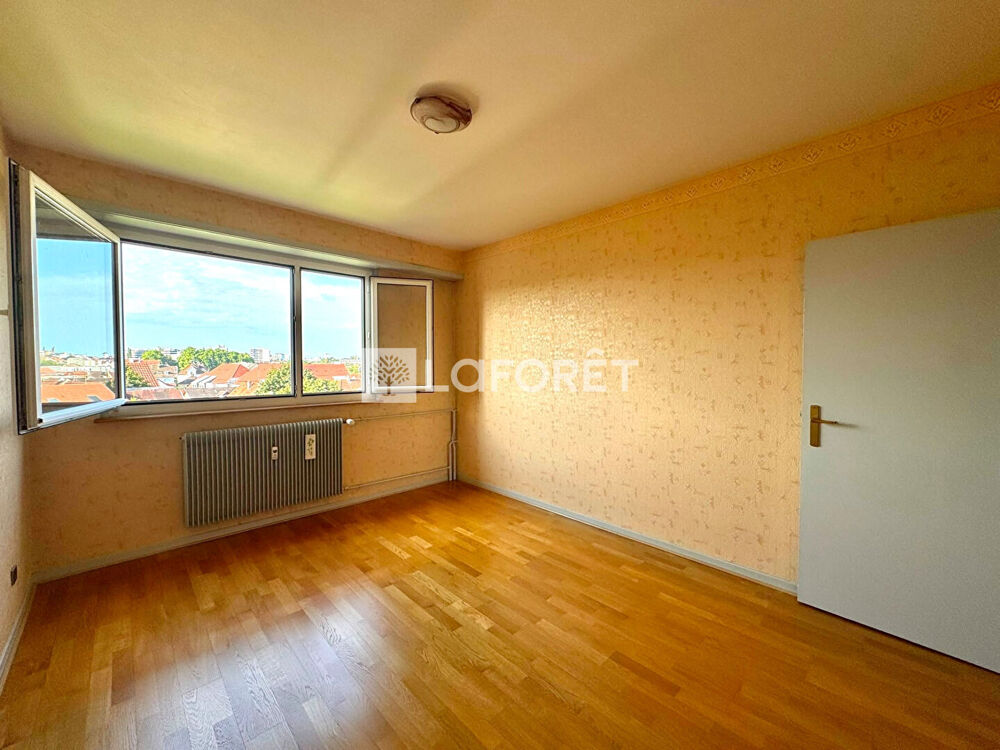 SCHILTIGHEIM - Appartement 4p de 81.70m2 avec balcon, cave et grenier