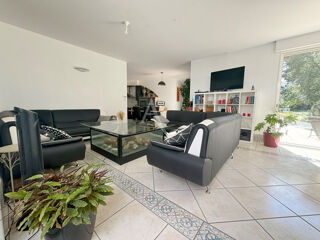  Maison � vendre 7 pi�ces 228 m�