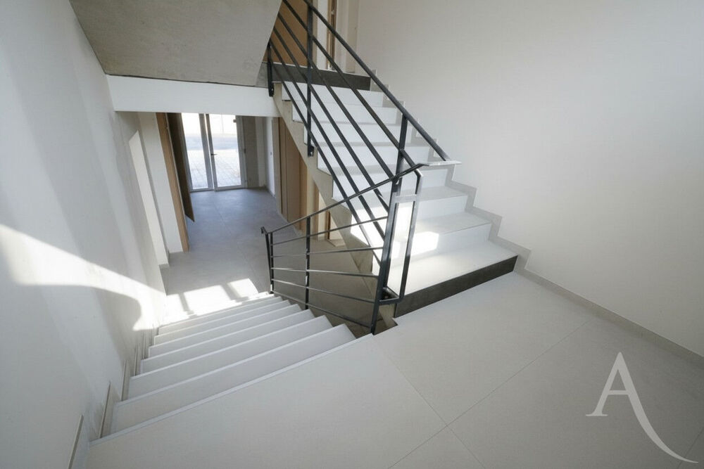 Vente Appartement T3 NEUF 82 m² Balcon plein sud 13 m² Parking privatif Uckange