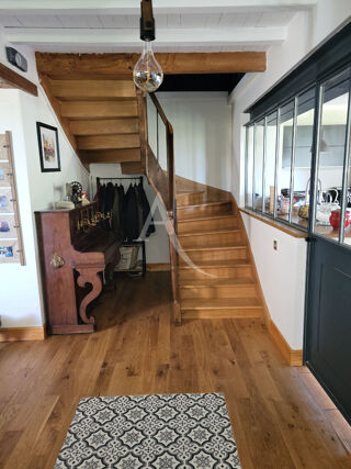  Maison � vendre 6 pi�ces 219 m�