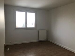  Appartement à louer 3 pièces 76 m²