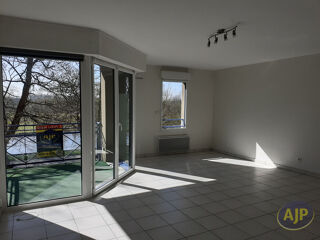  Appartement � louer 4 pi�ces 78 m�