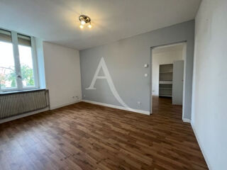  Appartement à louer 2 pièces 