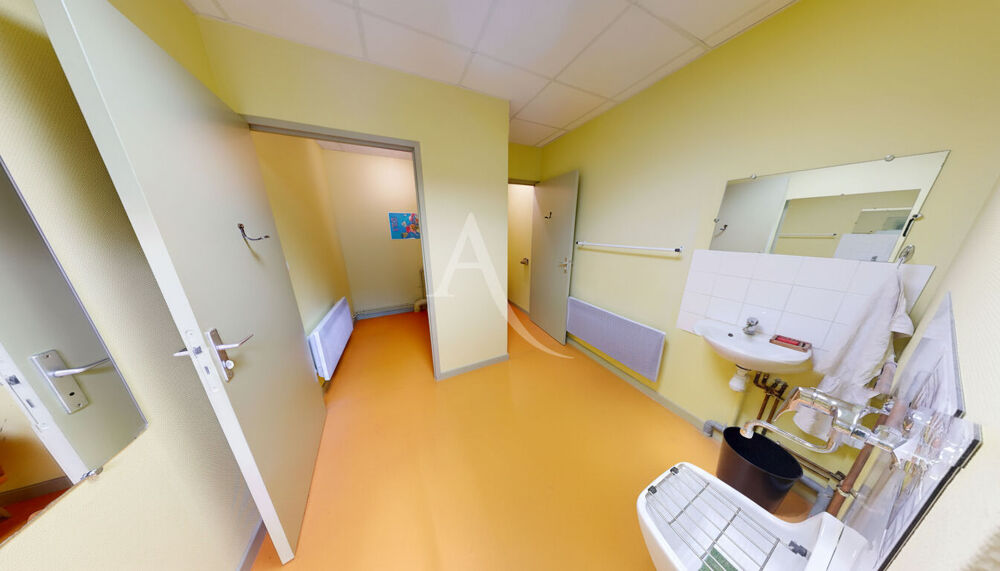   Local commercial Migne Auxances 400 M2 Migne auxances
