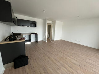  Appartement à louer 3 pièces 64 m²