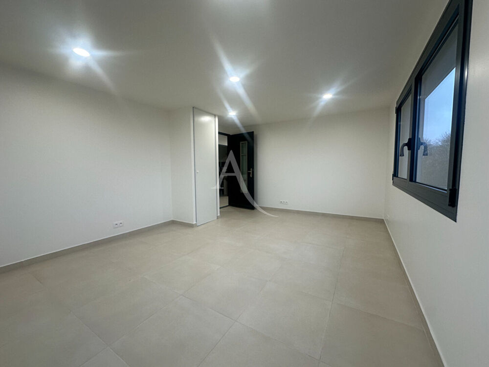 Location Appartement Local commercial Le Chatelet En Brie 3 pièce(s) 112 m2 Le chatelet en brie