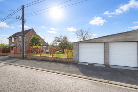   Maison semi individuelle 2 Chambres + Double garage Maison - 5 pi�ce(s) - 115 m�