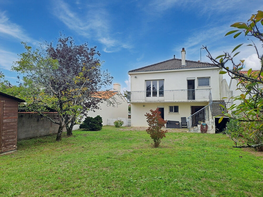 Maison 5 pièces 138 m² · à Challans · 138 m² · 232 000 €