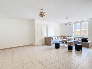  Appartement � louer 3 pi�ces 81 m�