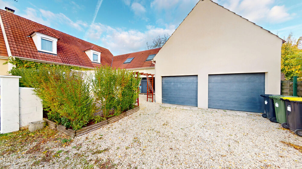 Maison familiale 4 chambres, avec dépendance et jardin