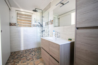  Maison � vendre 9 pi�ces 270 m�