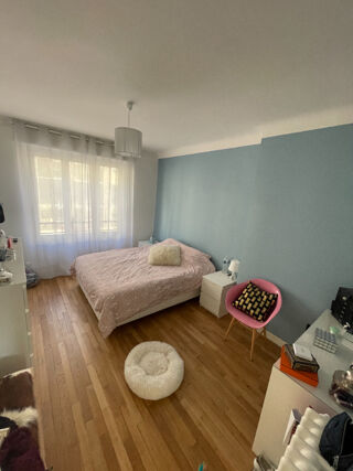  Appartement à louer 3 pièces 70 m²