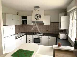  Appartement à louer 4 pièces 83 m²