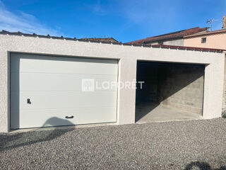  Parking / Garage  louer 1 pice 40 m