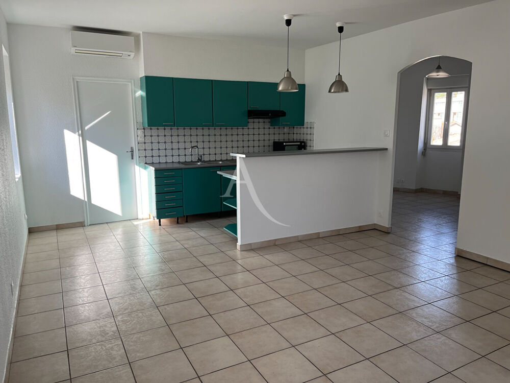 Location Appartement Appartement T2 bis - Quai de la Fontaine Nimes