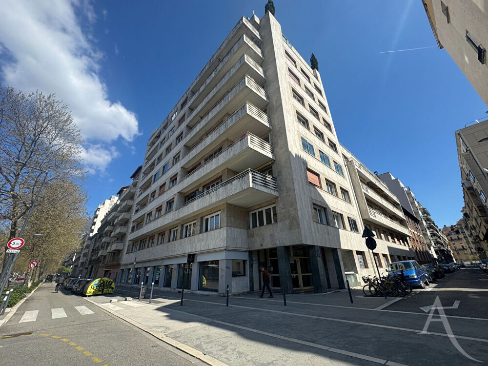 Appartement Grenoble 3 pièce(s) 105 m2